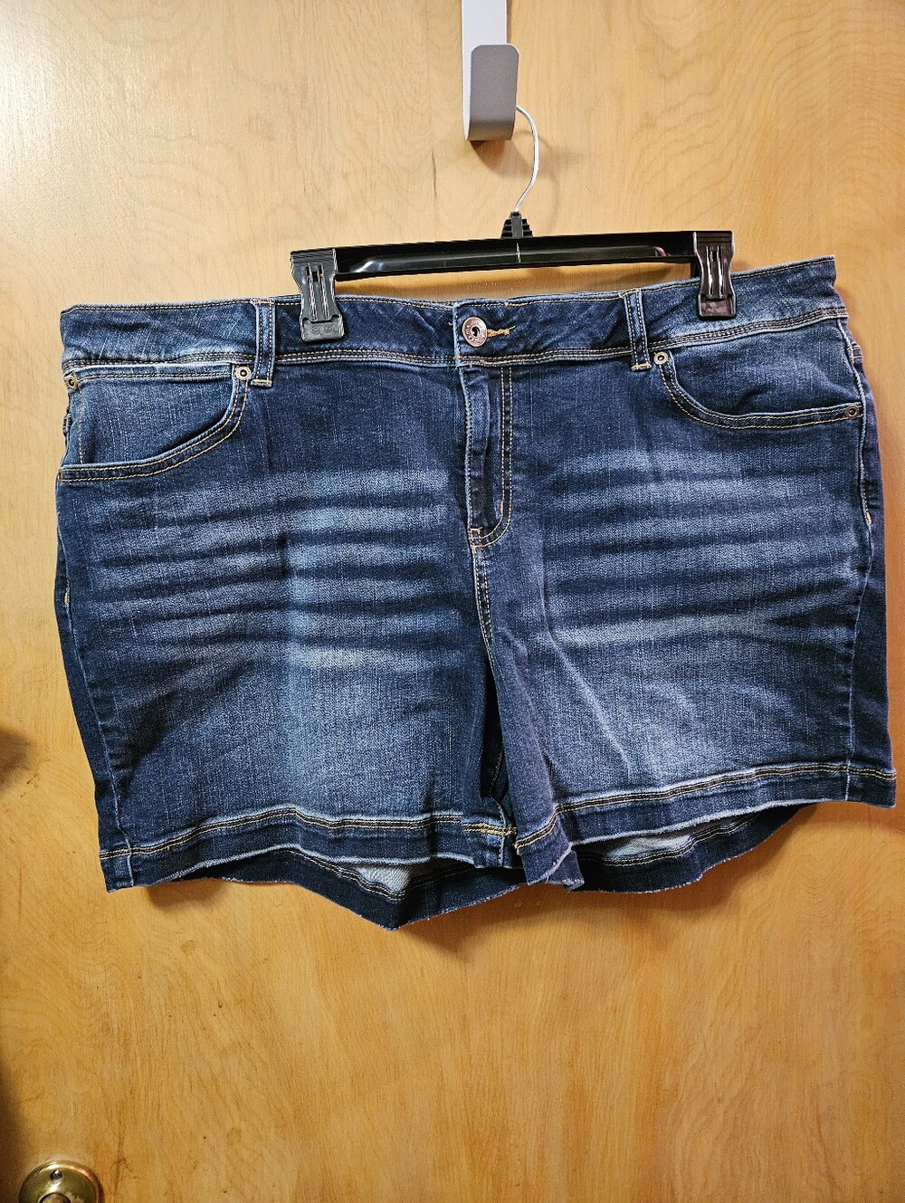 Maurices Shorts Size 22